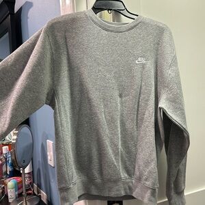 Gray Nike crew neck
